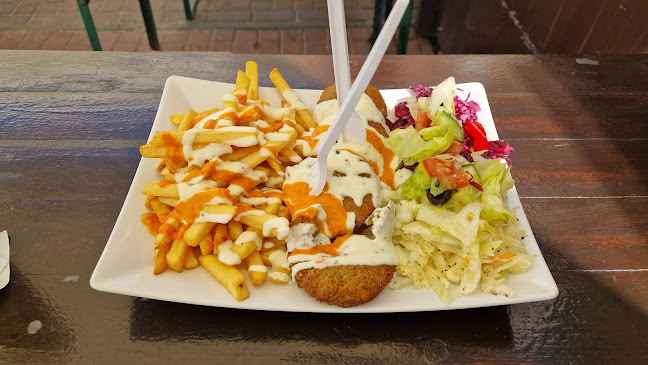 Opinii despre Layla kebab în Warszawa - Gastronomia