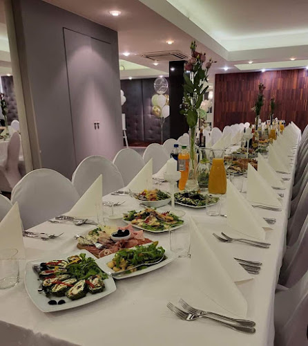 Restauracja Girasoli, sala bankietowa, pizza neapolitańska - Gastronomia