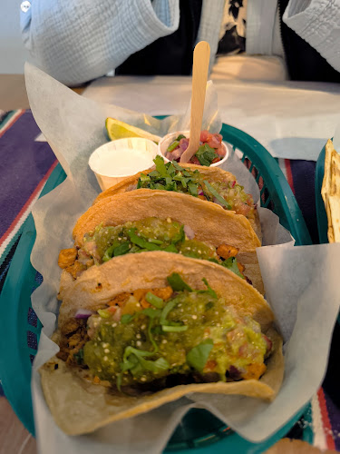 Opinii despre Buenos Nachos în Warszawa - Gastronomia