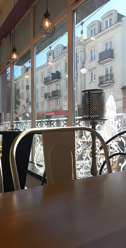 Comments and reviews of URBAN KITCHEN & GRILL