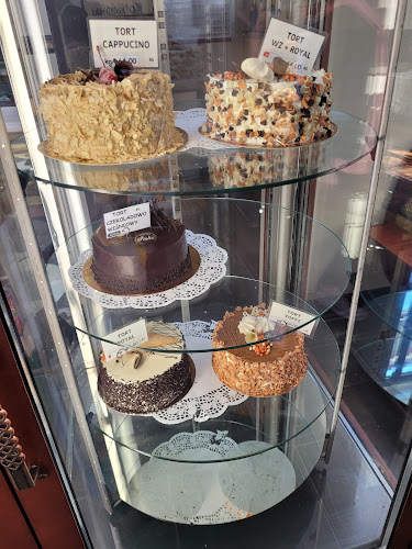 Opinii despre "Italia" Cukiernia în Kalisz - Gastronomia