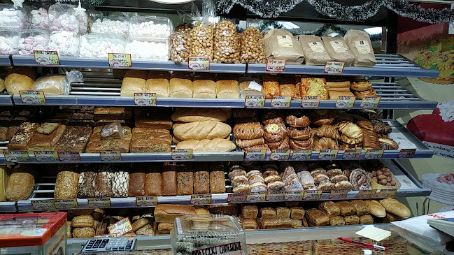 Opinii despre Piekarnia Cukiernia Kotuń în Biała Podlaska - Gastronomia