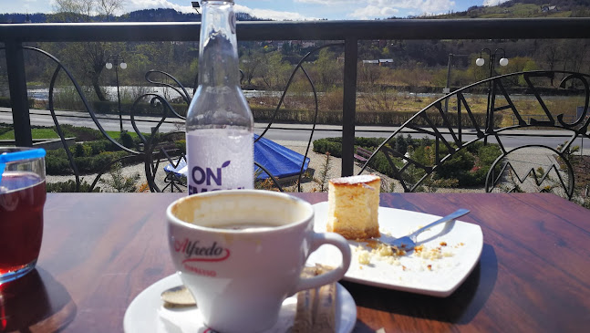 Pijalnia Artystyczna w Piwnicznej-Zdroju - Gastronomia