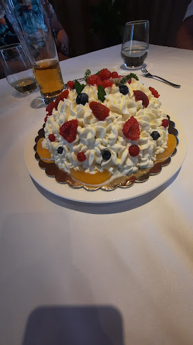 Opinii despre La Petite Restaurant în Pszczyna - Gastronomia