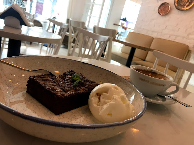 Comentarii opinii despre Czarna Malina