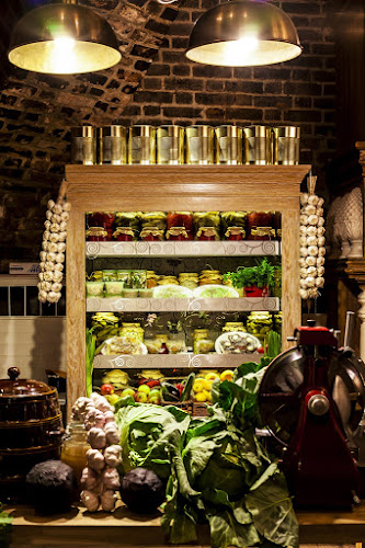 Rynek Starego Miasta 21, 00-272 Warszawa