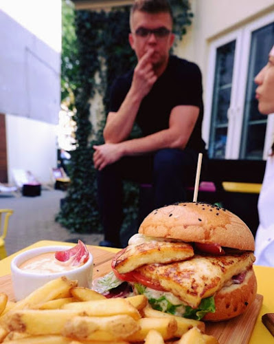 Wilcza 58a, 00-679 Warszawa