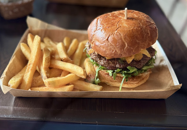 Street Dreams Burgers & Wings - Gastronomia