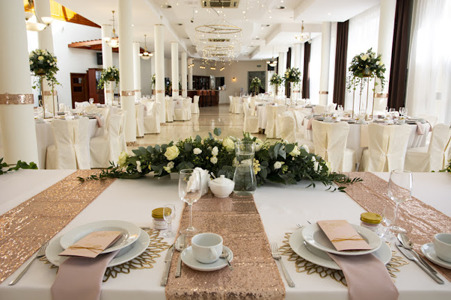 Restauracja i Hotel Autos: Tradycyjna Polska Kuchnia w Solcu Kujawskim - Solec Kujawski