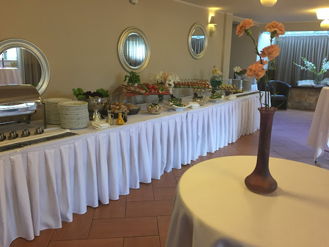 Comentarii opinii despre Bazylia Restauracja, organizacja przyjęć, Łazy / Magdalenka. Catering dla firm i klientów indywidualnych.
