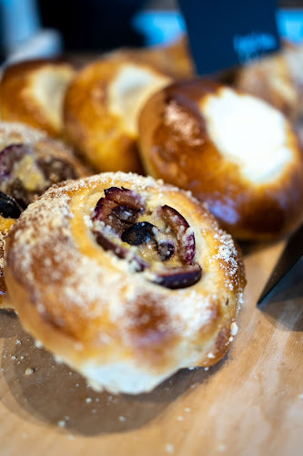 Józefa Chełmońskiego 116, 31-348 Kraków