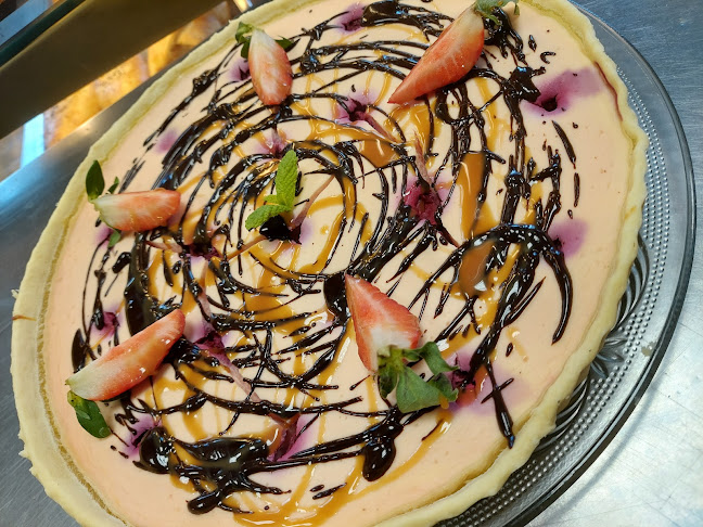Nakhiczewański Dwór - Azerbejżańska piekarnia - cukiernia - Gastronomia