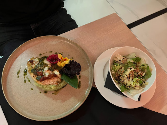 Restauracja włoska, Pizzeria ATRIUM - Gastronomia