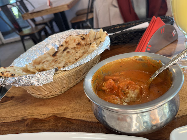 https://indian-curry-pruszkow.eatbu.com/?lang=pl