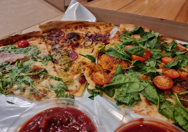 COBA PIZZA&RESTAURANT - Gastronomia