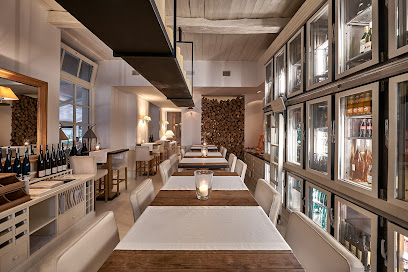 Flaming & Co Restaurant