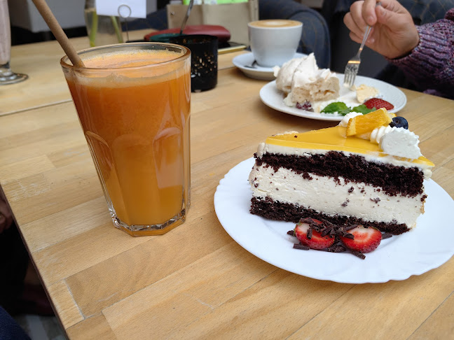 Kawiarnia i Cukiernia BONBON - Gastronomia