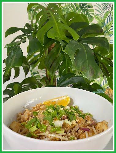 Comments and reviews of Yam Yam Thai To Go