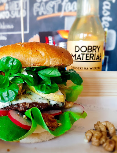 Bohaterów Września 35, 74-400 Dębno