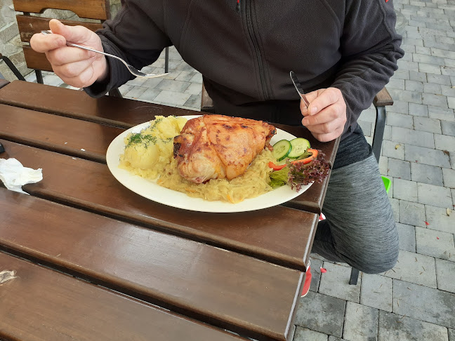 Karczma Swojskie Klimaty - Gastronomia