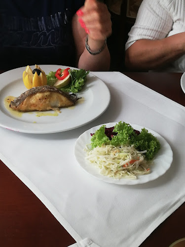 Fin de Siecle. Restauracja. Baza noclegowa. Denesiuk J. - Szlichtyngowa
