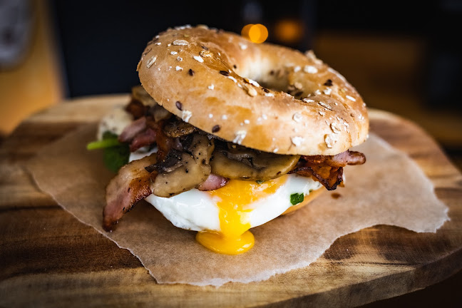 Sarni Stok 2, 43-300 Bielsko-Biała