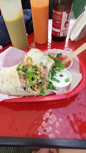 Opinii despre Buenos Nachos în Warszawa - Gastronomia