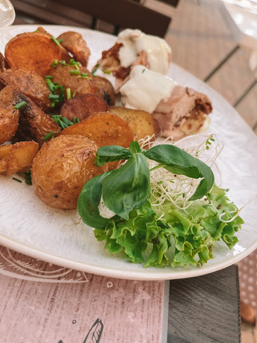 Restauracja-Pizzeria „Olimpijska” - Gastronomia