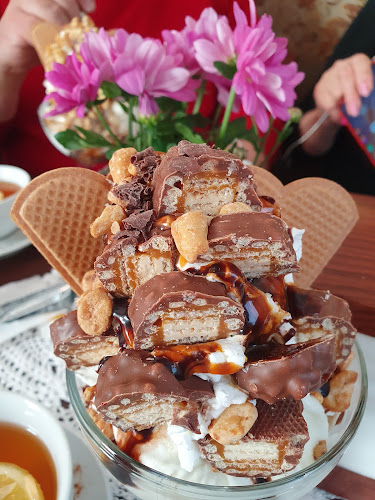 Opinii despre Gidle Cafe. Lodziarnia, cukiernia în Gidle - Gastronomia