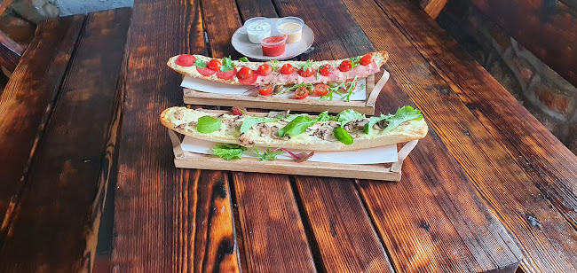 Pizzeria Pub Grajdołek - Gastronomia