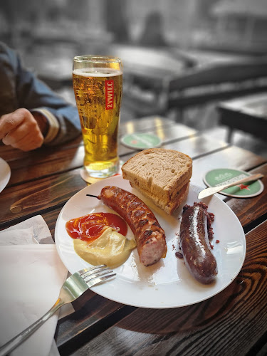 Aleja Legionów, 43-450 Ustroń, Polska