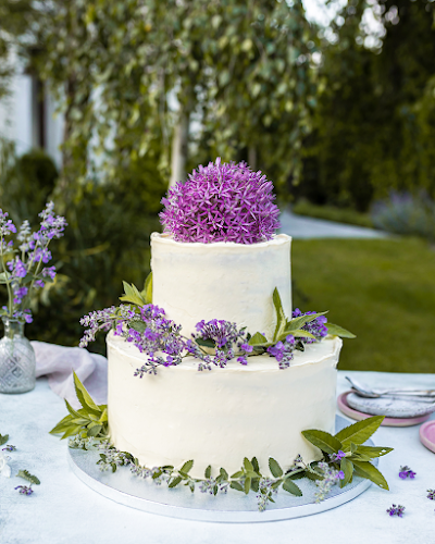 Opinii despre Słodkie Babki Kawiarnia; Pracownia ciast în Legionowo - Gastronomia