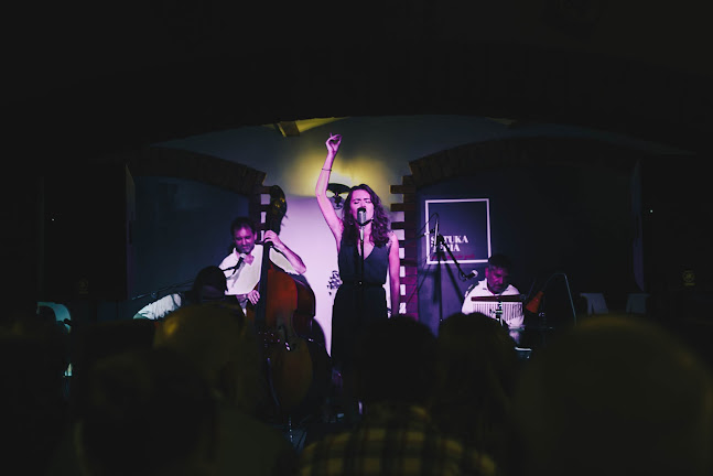 Sztukateria Art & Music Pub - Gastronomia