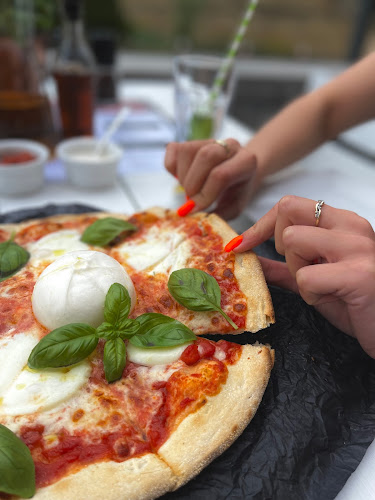 Leśna 31, 05-124 Skrzeszew