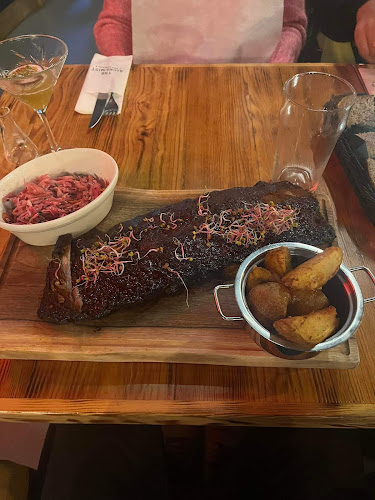 The Alchemist Grill & Cocktail - Gastronomia