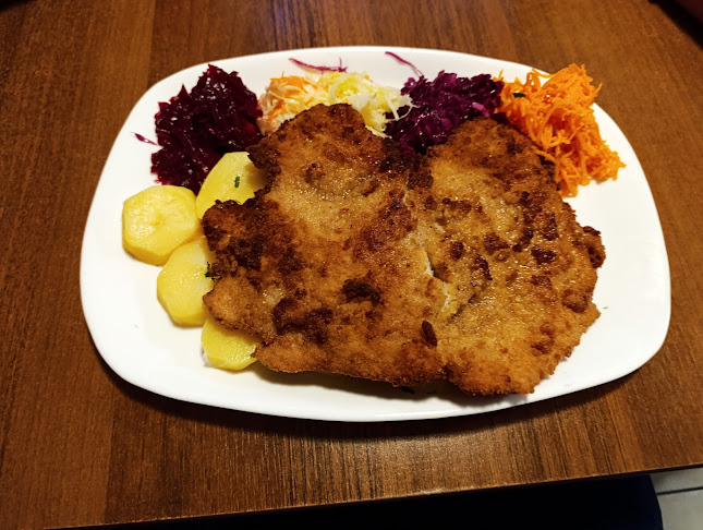 Opinii despre Bar Kominek în Trzebnica - Gastronomia