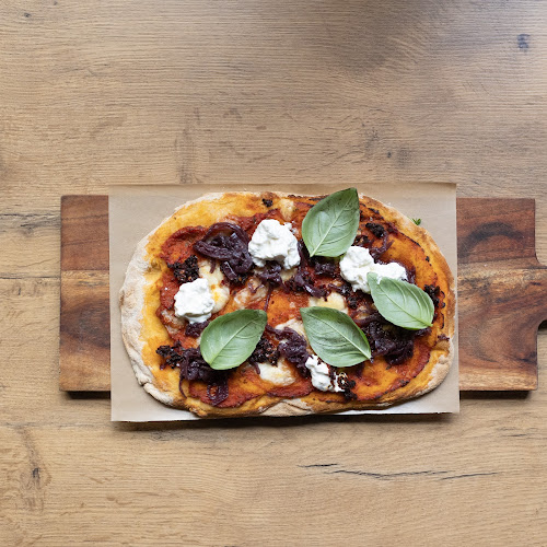 Pół na Pół Tarnów - włoska restauracja