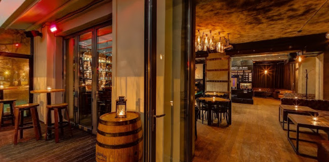 777 Jackpot Warsaw - Gastronomia