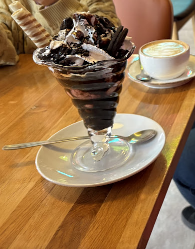 Opinii despre Lodziarnia Na Językach în Wrocław - Gastronomia