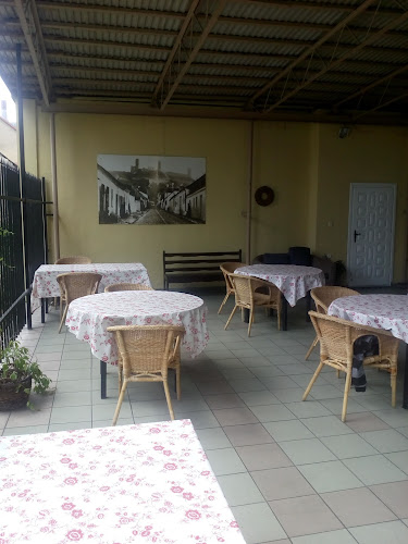 Restauracja Pod Zamkiem Brzezowska A. - Gastronomia