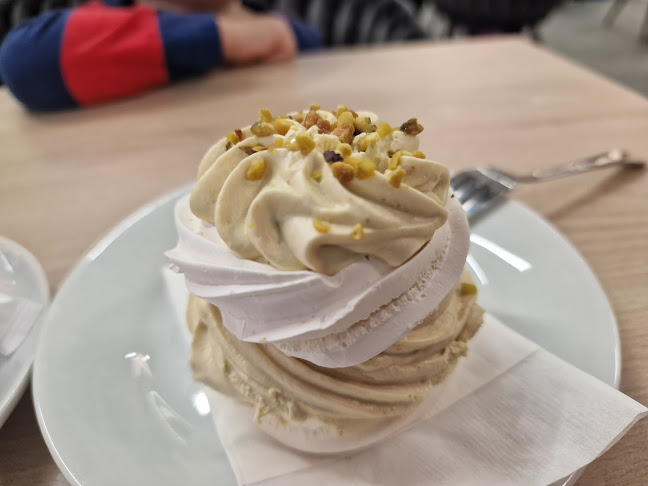 Comentarii opinii despre CAFE SŁODZIAK WOŁOMIN