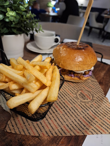 Comentarii opinii despre Smaki Esty