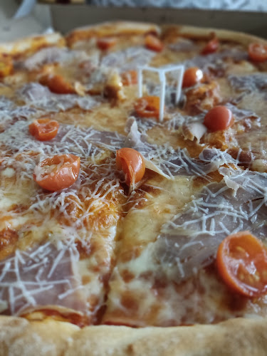 Pizza jak złoto - Gastronomia