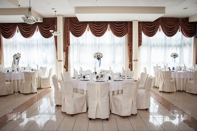 Restauracja i Hotel Autos: Tradycyjna Polska Kuchnia w Solcu Kujawskim - Gastronomia