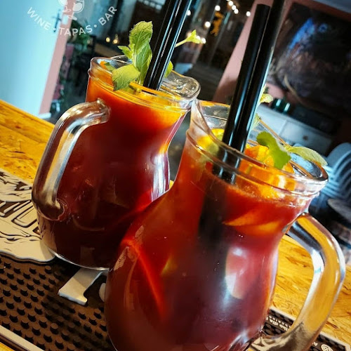 𝐋𝐚 𝐁𝐨𝐝𝐞𝐠𝐚 Kuchnia i Wino, Płock - Gastronomia
