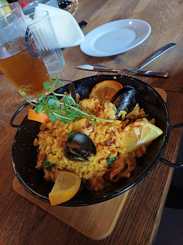 𝐋𝐚 𝐁𝐨𝐝𝐞𝐠𝐚 Kuchnia i Wino, Płock