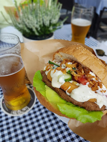 aleja Jana Pawła II 21b, 48-340 Głuchołazy