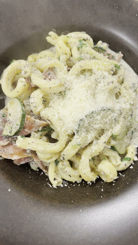 Comentarii opinii despre Ferrara Cucina Italiana