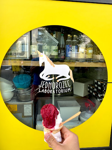 Comentarii opinii despre Jednorożec