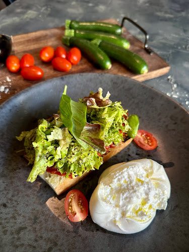 http://www.restauracjasidue.pl/